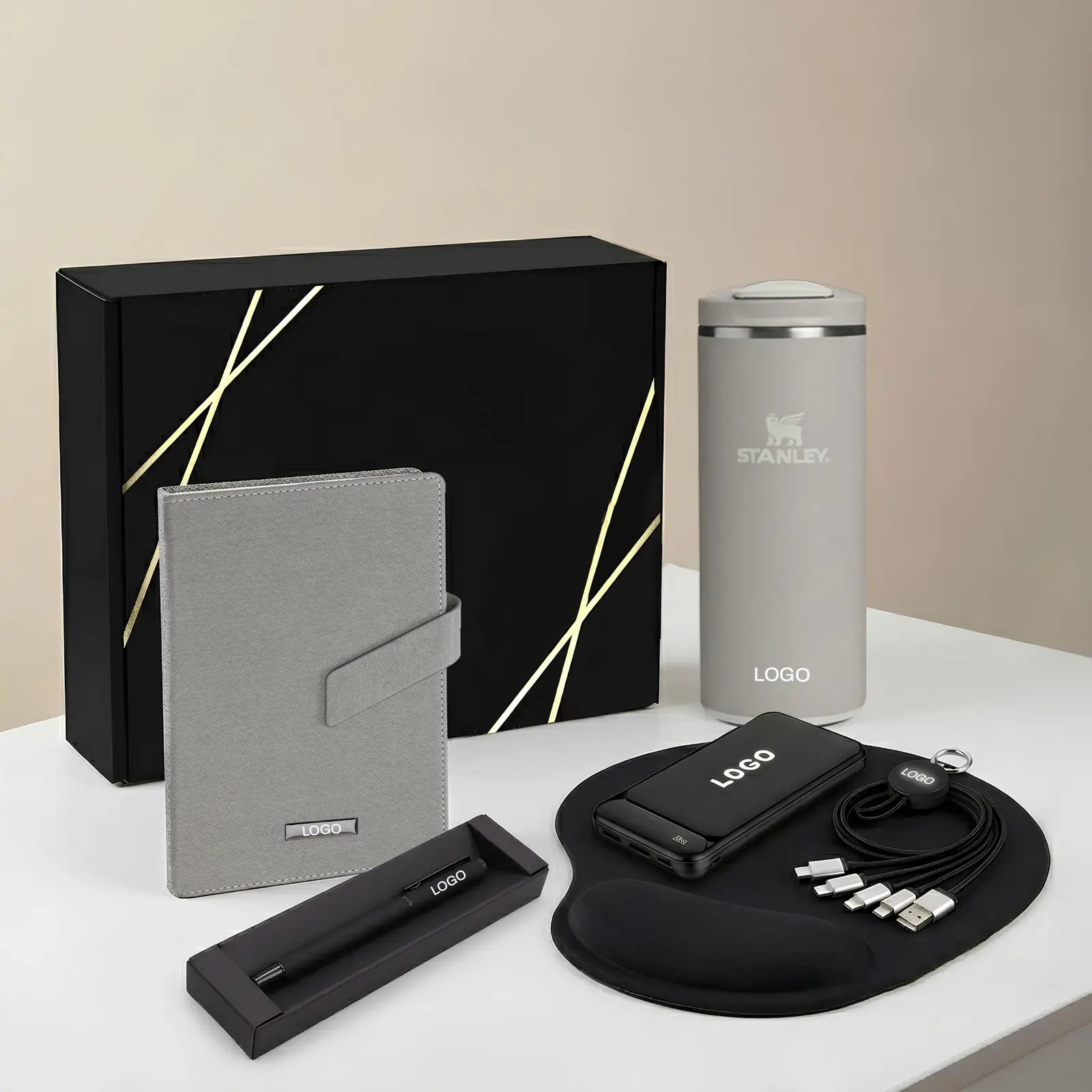 TOPTAN POWERBANK WK-2001 Kurumsal Hediye Setleri ve Welcome Kitler - Termos, notebook, powerbank, kalem kutusu, çoklu şarj kablosu ve kablosuz şarj pedi içeren welcome kit konseptli kurumsal hediye seti.